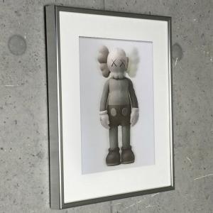 限定マット額装品/Kaws COMPANION（ブライアン・ドネリー） 額装品