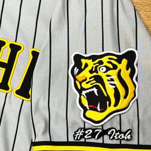 ☆送料無料☆東京 ヤクルト スワローズ 山田哲人 応援歌 黒布 刺繍