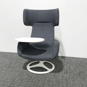 Cassina カッシーナ ミーティングチェア ブロンクス1010