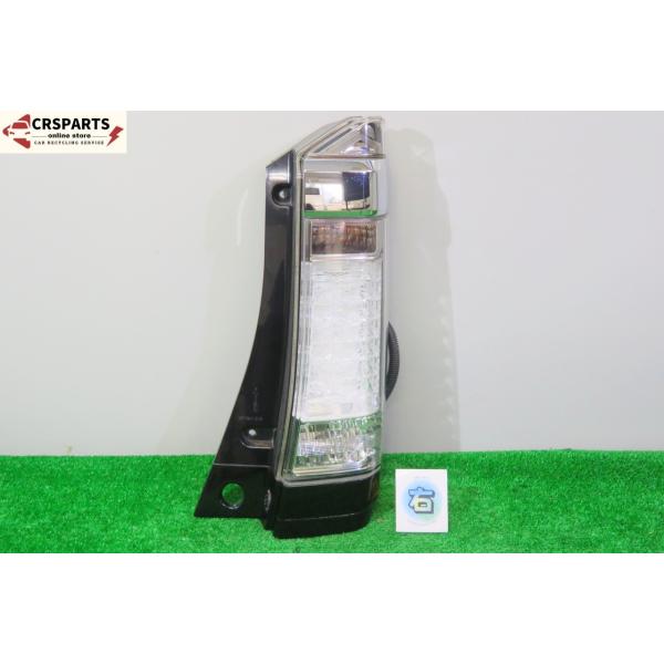 即決】☆送料込☆ N-BOX カスタム DBA-JF1 純正 LED テール ランプ