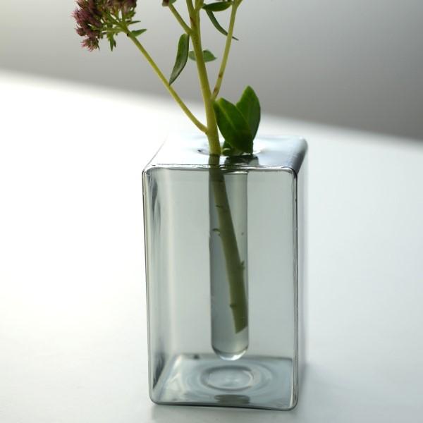 一輪挿し 花瓶 フラワーベース ガラス スクエア グレー スタイリッシュ