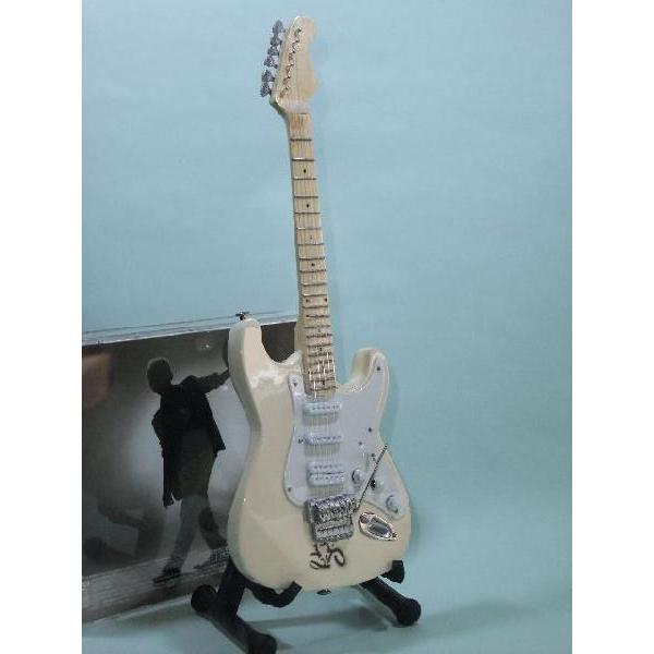 リッチー サンボラ(ボンジョヴィ) フェンダー ストラトキャスター 1/5