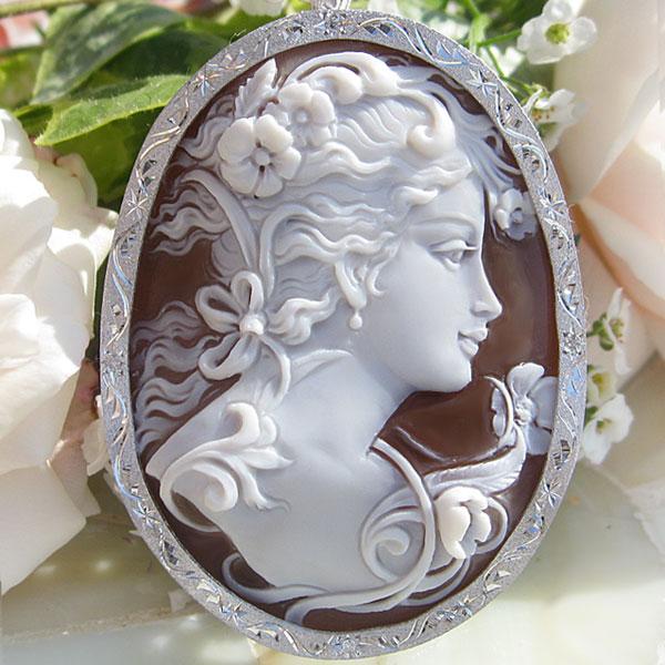 CAMEO（カメオ） Ciro Accanito作 シェルカメオ 天然ダイヤモンド 0.04