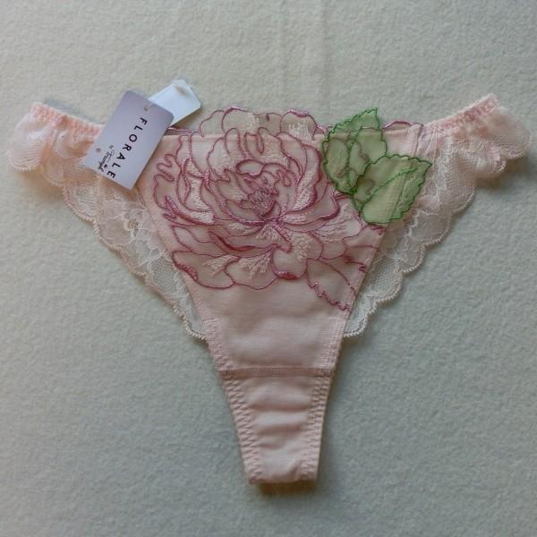 フロラーレ バイ トリンプ 【M】トリンプ FLORALE ストリング FL001