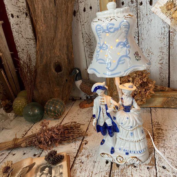 VINTAGE ≫80-90s ヴィンテージ*フィギュリン スタンドライト*陶磁器