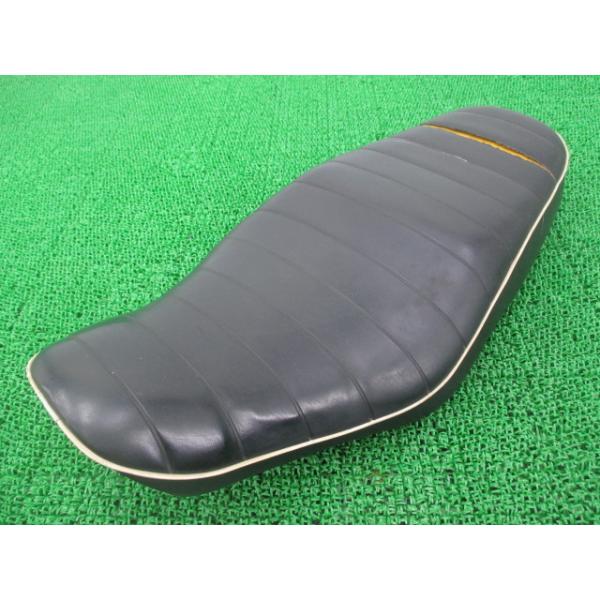 カワサキ（Kawasaki） W650 シート 53001-1902 純正 中古 バイク 部品