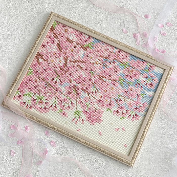 クロスステッチフレーム＜桜の咲く丘＞ | リバティ 生地、編み物、刺繍