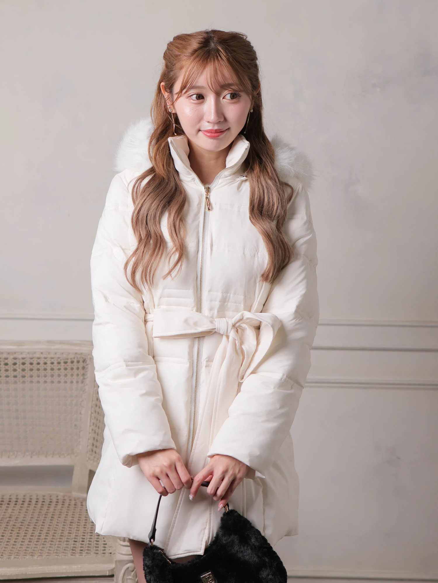 LIP SERVICE（リップサービス）｜ ボリュームファーフェイクダウン