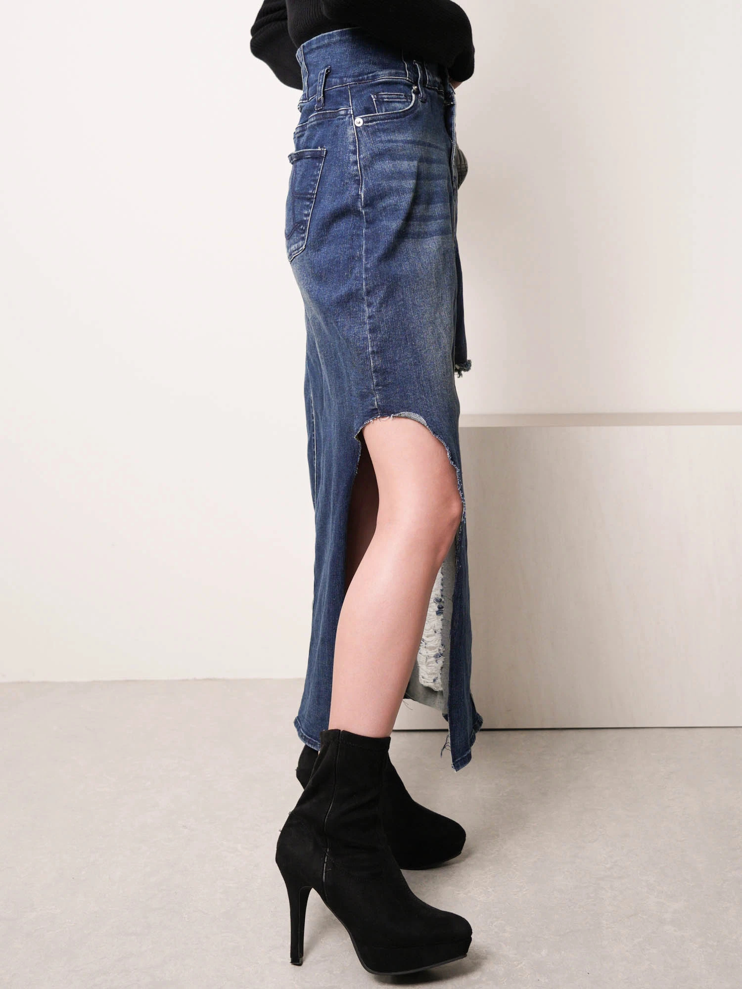 LIP SERVICE（リップサービス）｜ アシメカットロングデニムスカート