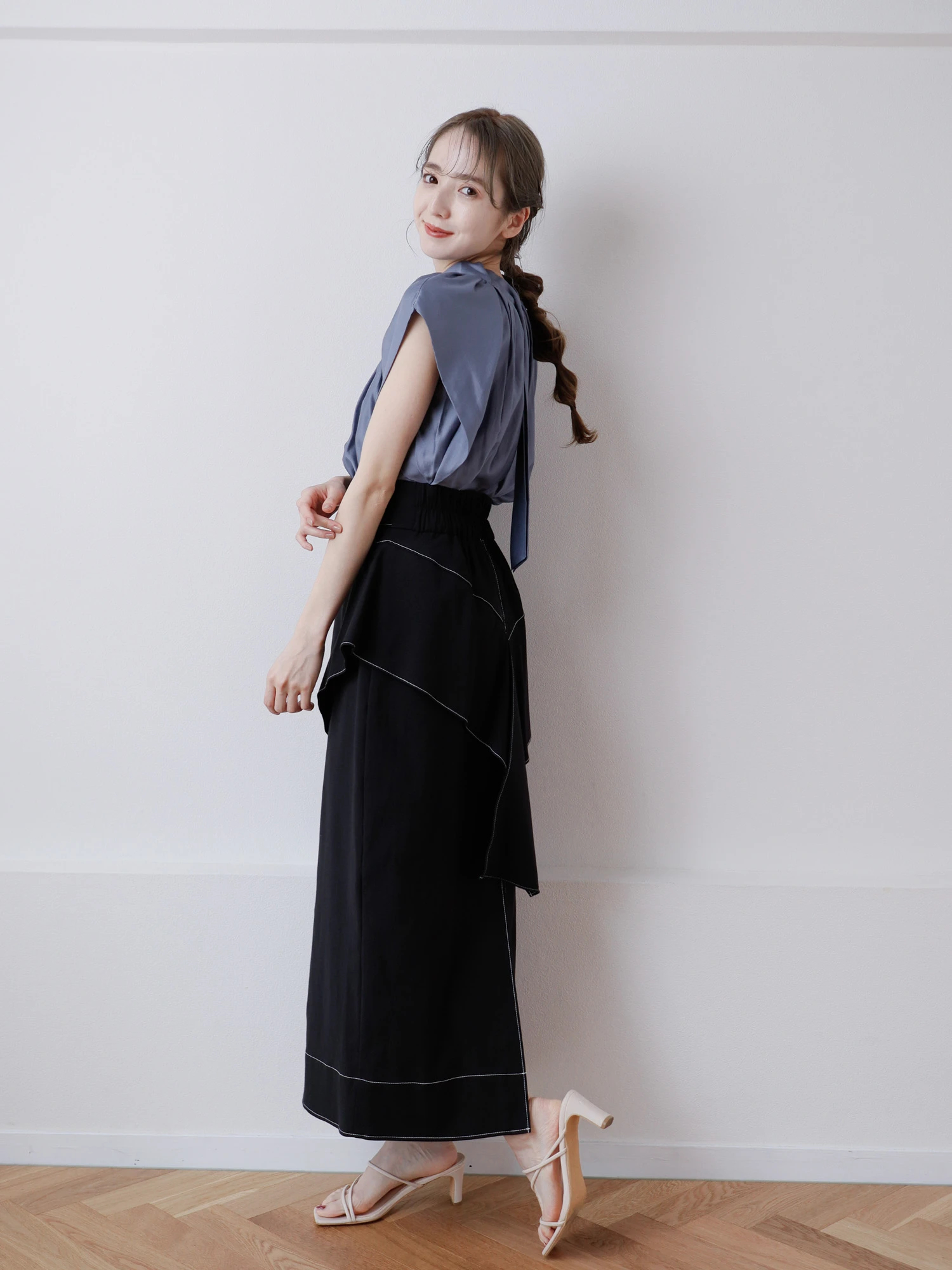 LADYMADE（レディメイド）｜ バイカラーステッチ3Dタイトスカート