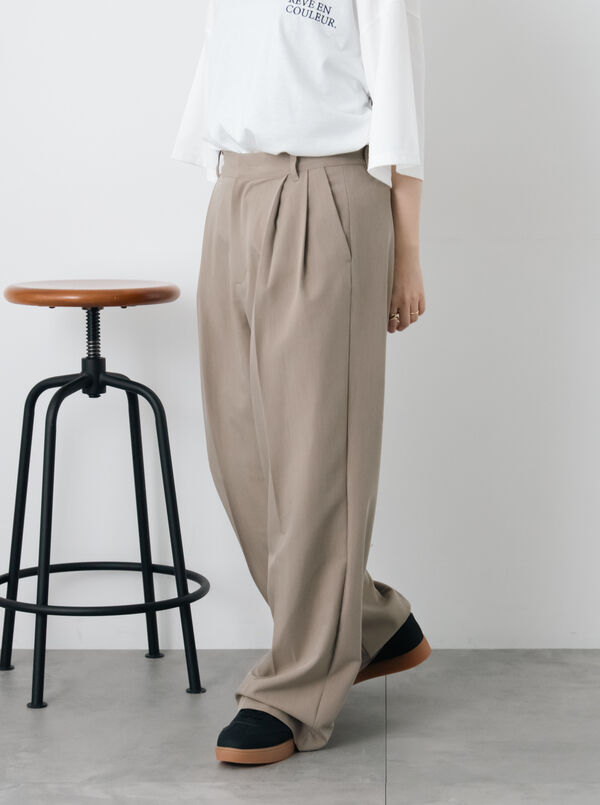 セール】 センタープレスツータックスラックス（グレー/ブラック/モカ