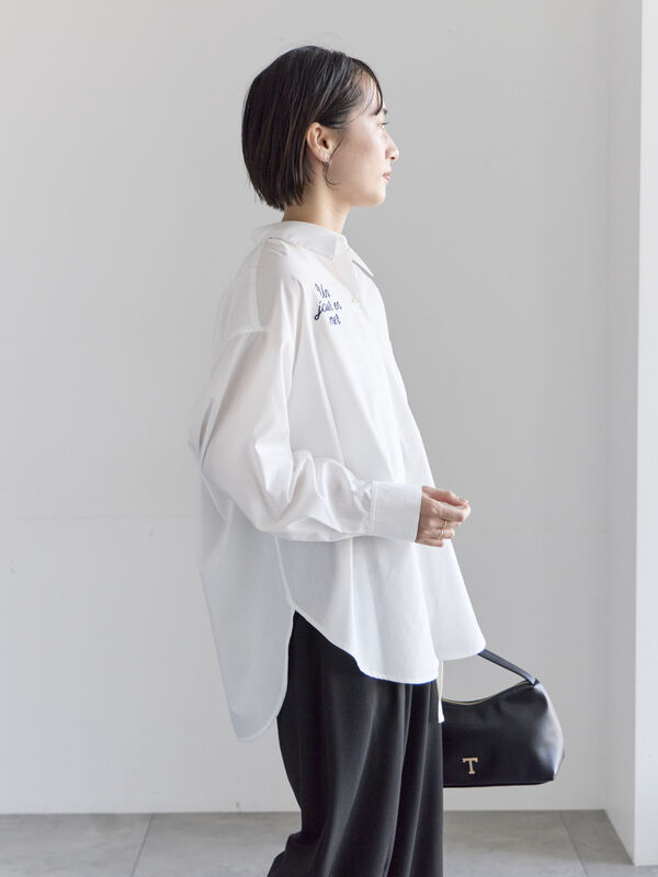 ポイント刺繍シャツ《2026 spring catalog item》（オフホワイト