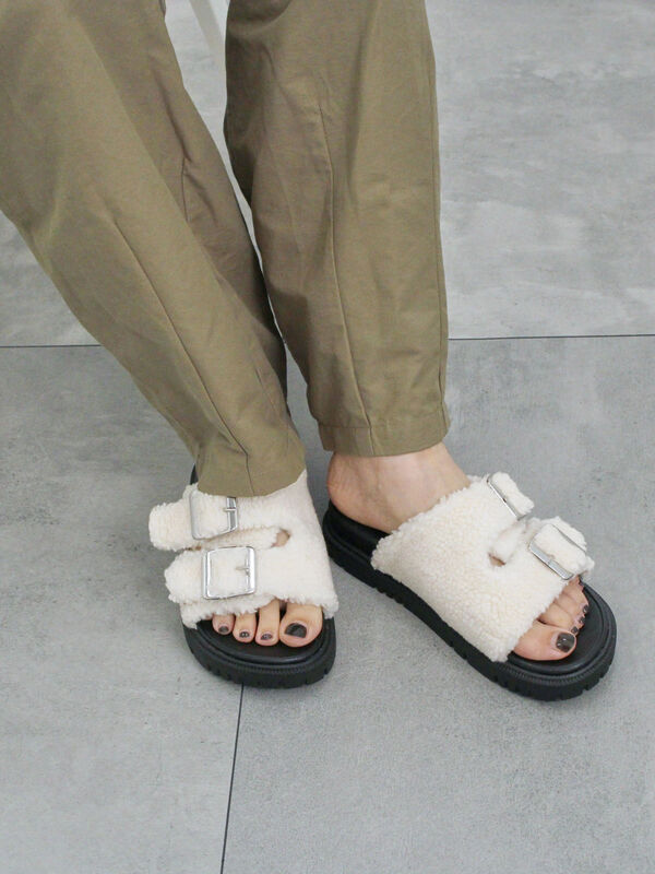 Disney】ミッキー&フレンズ/ボアサンダル（シューズ/ドレス