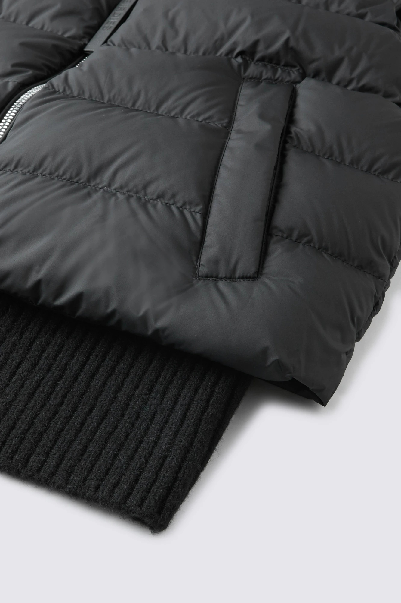 ダウンベスト / G/FORE（ジーフォア）のジャンパー通販 | G/FORE JAPAN