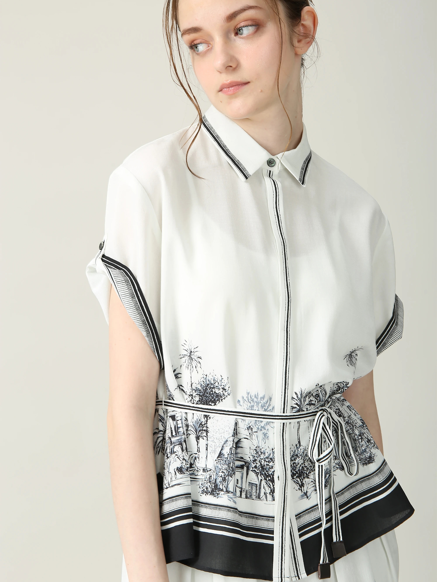 ニース パネルプリント ブラウス シャツ ｜ MORABITO BLANC（モラビト