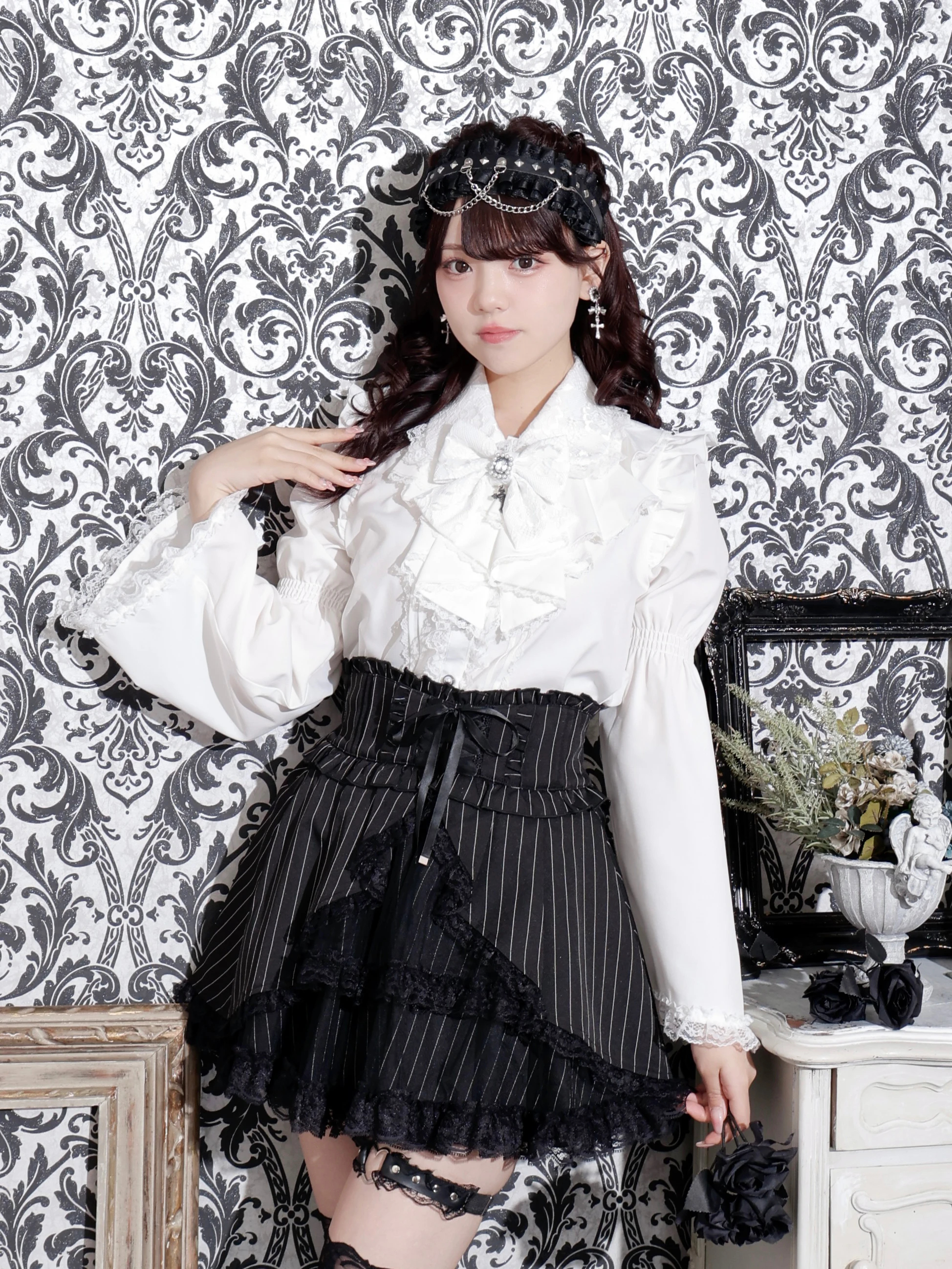 ラッフルフリルフレアスリーブブラウス（シャツ・ブラウス｜オフ