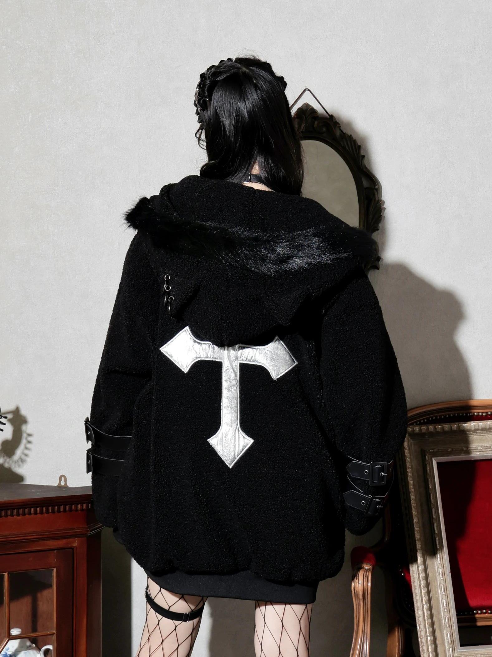 ダブルバックルねこ耳ユニセックスボアブルゾン（ブルゾン｜オフ