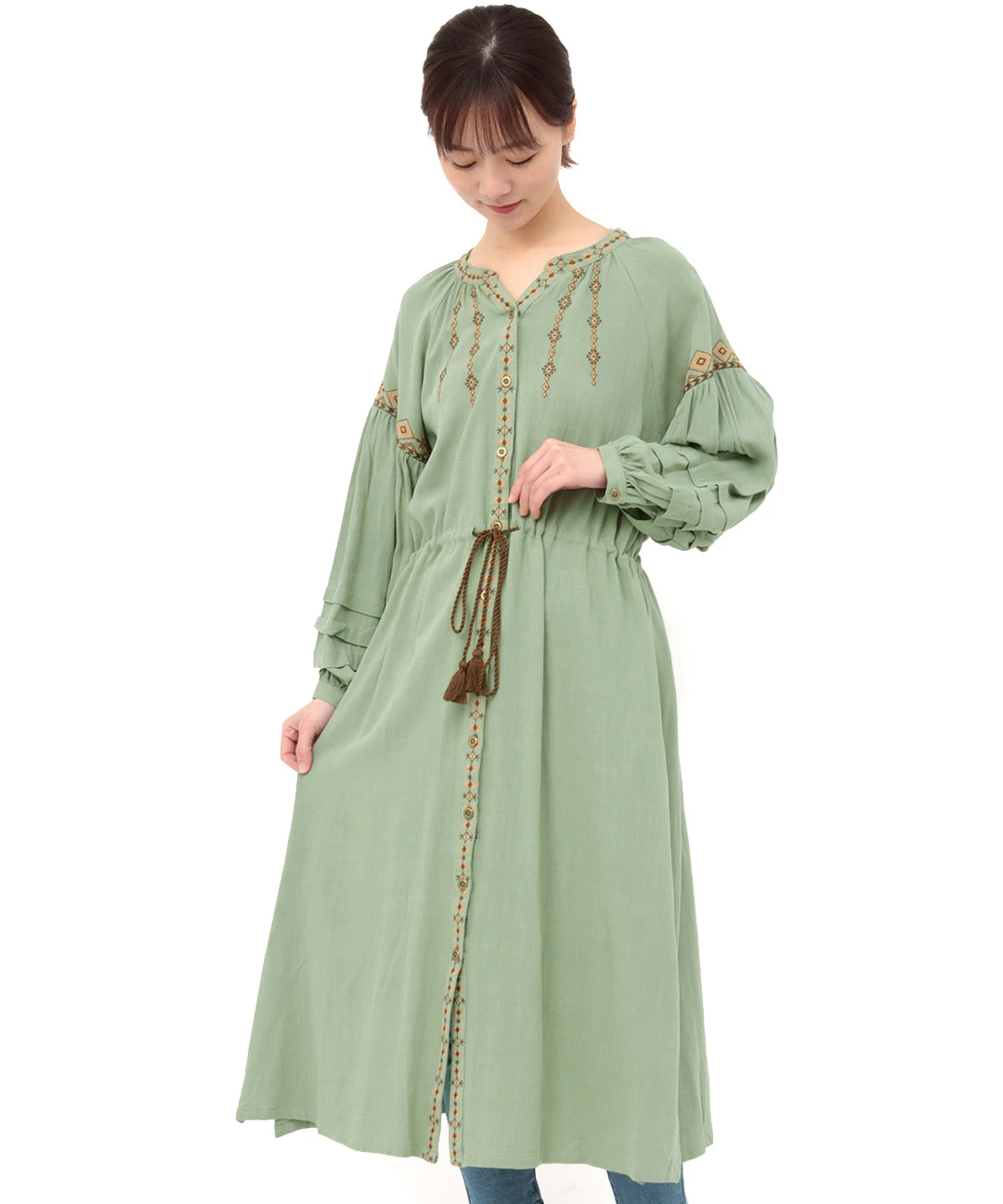 エスニック刺繍ワンピース 【3月2日(月)15時までの限定価格