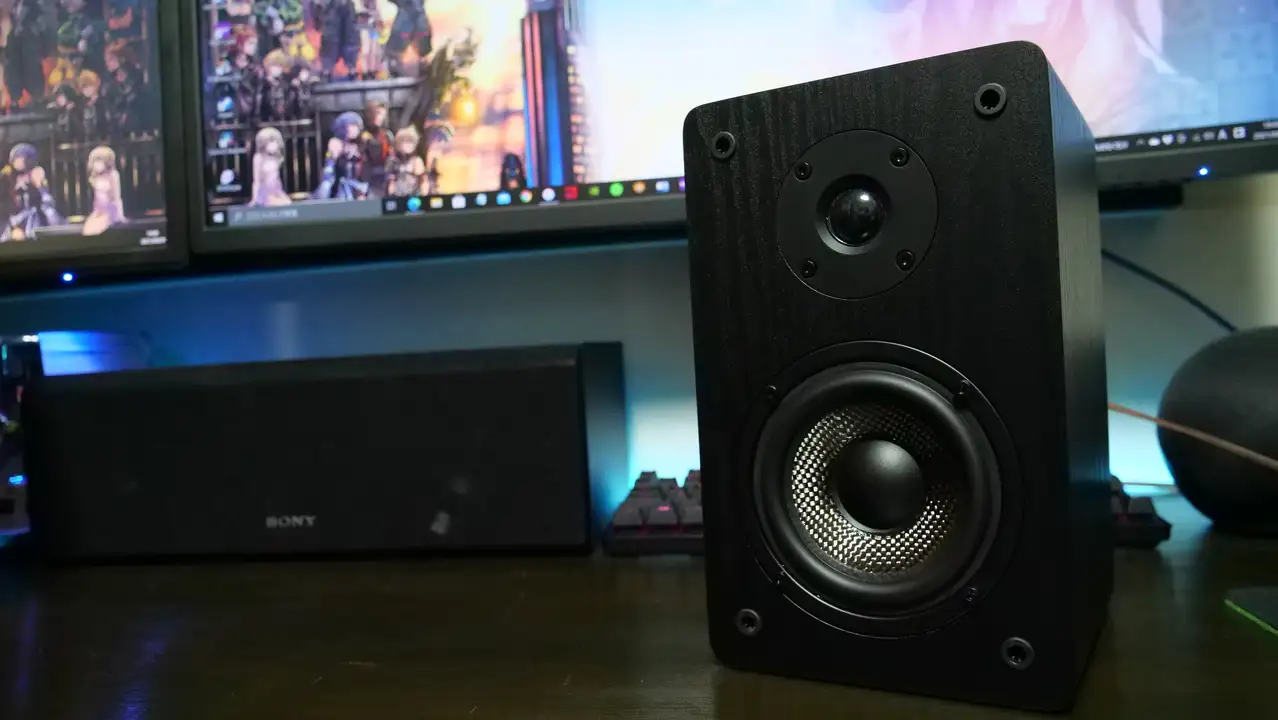 Micca MB42をレビュー。コンパクトで高音質、見た目も良いからデスク用