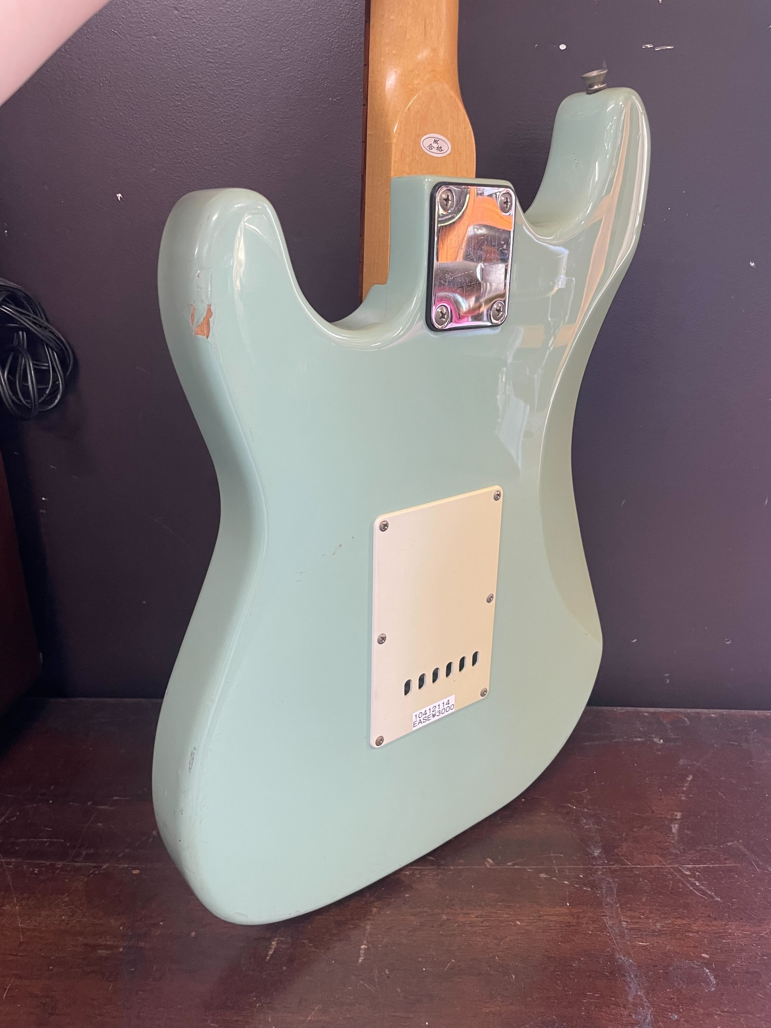 レンタル情報|小道具のMusicエレキギター ミントグリーン|EASE