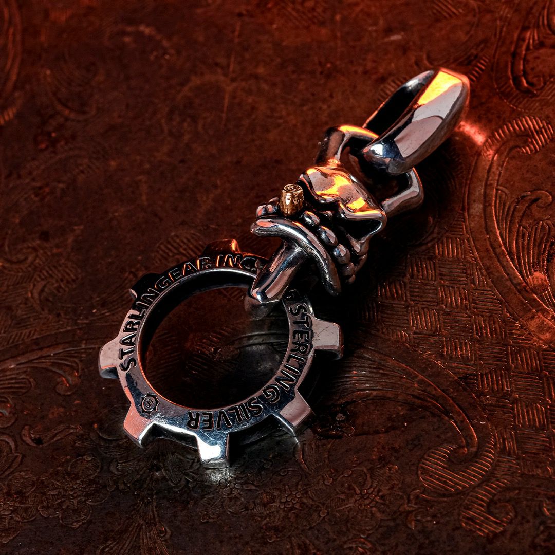 スターリンギア マイクロスカルペンダント w/ステッチーズ （トップ