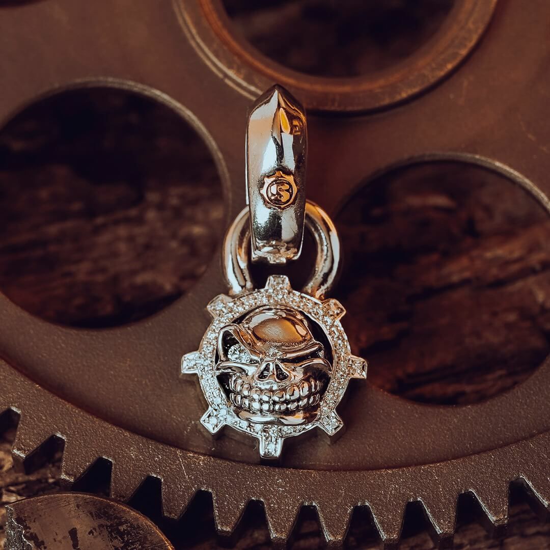 スターリンギア マイクロスカルギアフェイスペンダント w/18k S