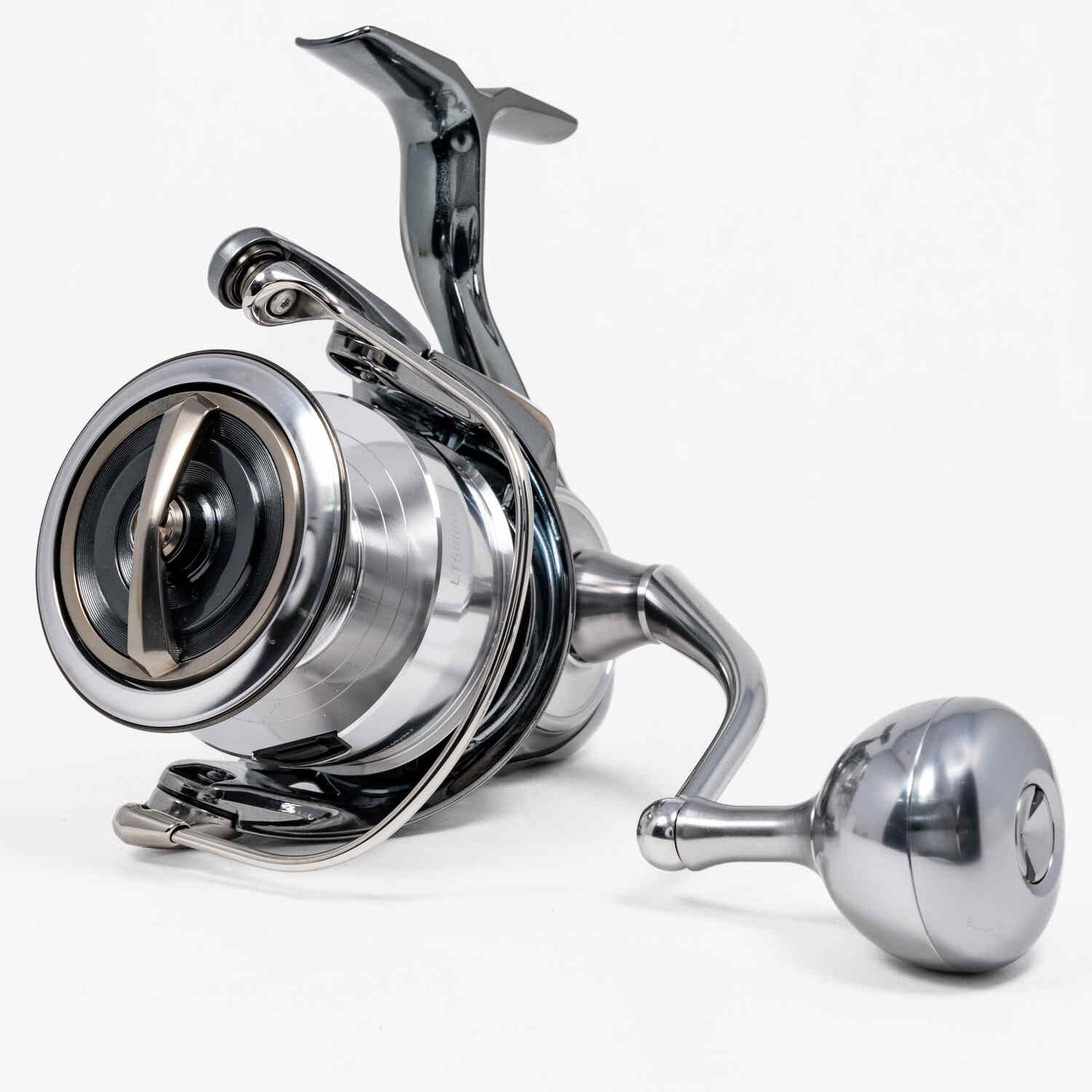 Daiwa 2022 Exist LT Spinning Reels - J&H Tackle