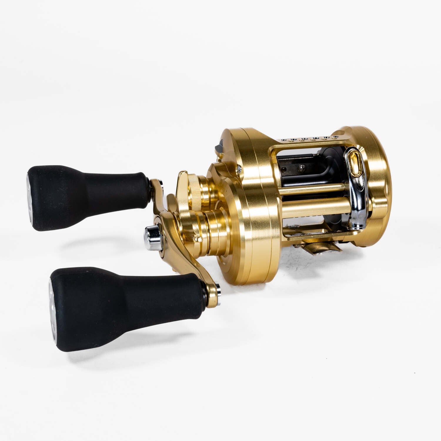 Shimano Calcutta Conquest MD Baitcasting Reels - J&H Tackle
