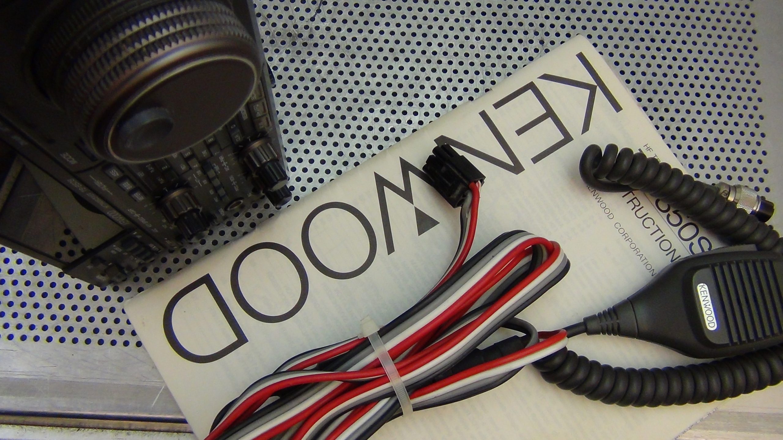 Kenwood TS-850SAT Transceiver #3 – Jahnke Electronics