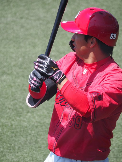 広島東洋カープ #69 羽月 隆太郎（はつき りゅうたろう）の使用ギア