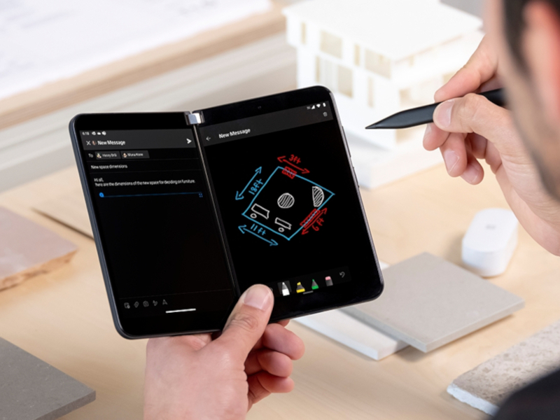 日本でもマイクロソフトの2画面スマホ「Surface Duo 2」発売へ--約18.5