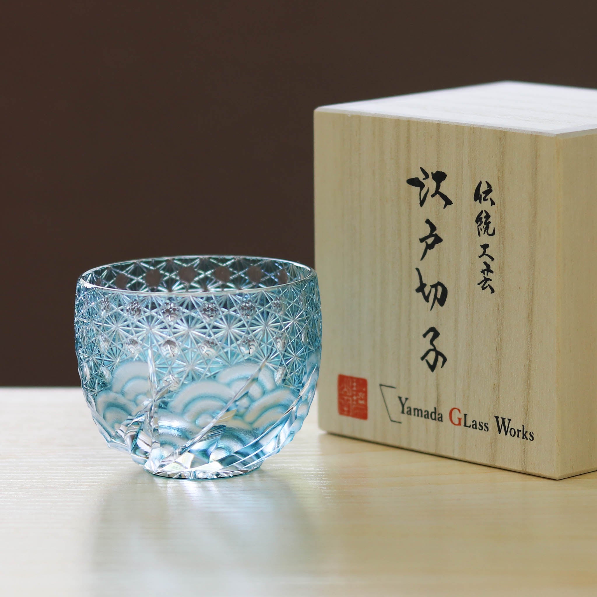 EK-YD-6_9_4614a42b-003b-45a9-