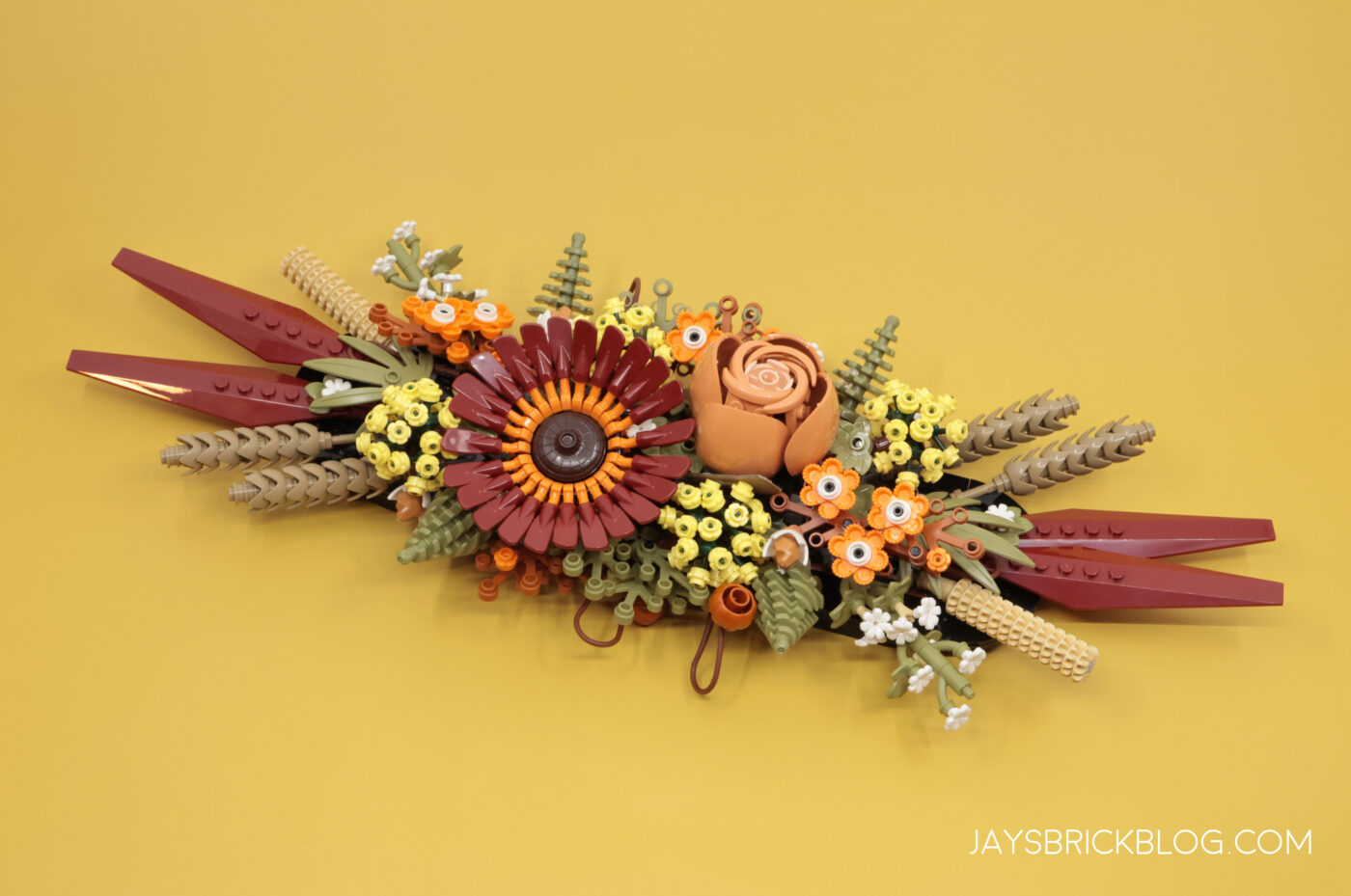 Review: LEGO 10314 Dried Flower Centrepiece - Jay's Brick Blog