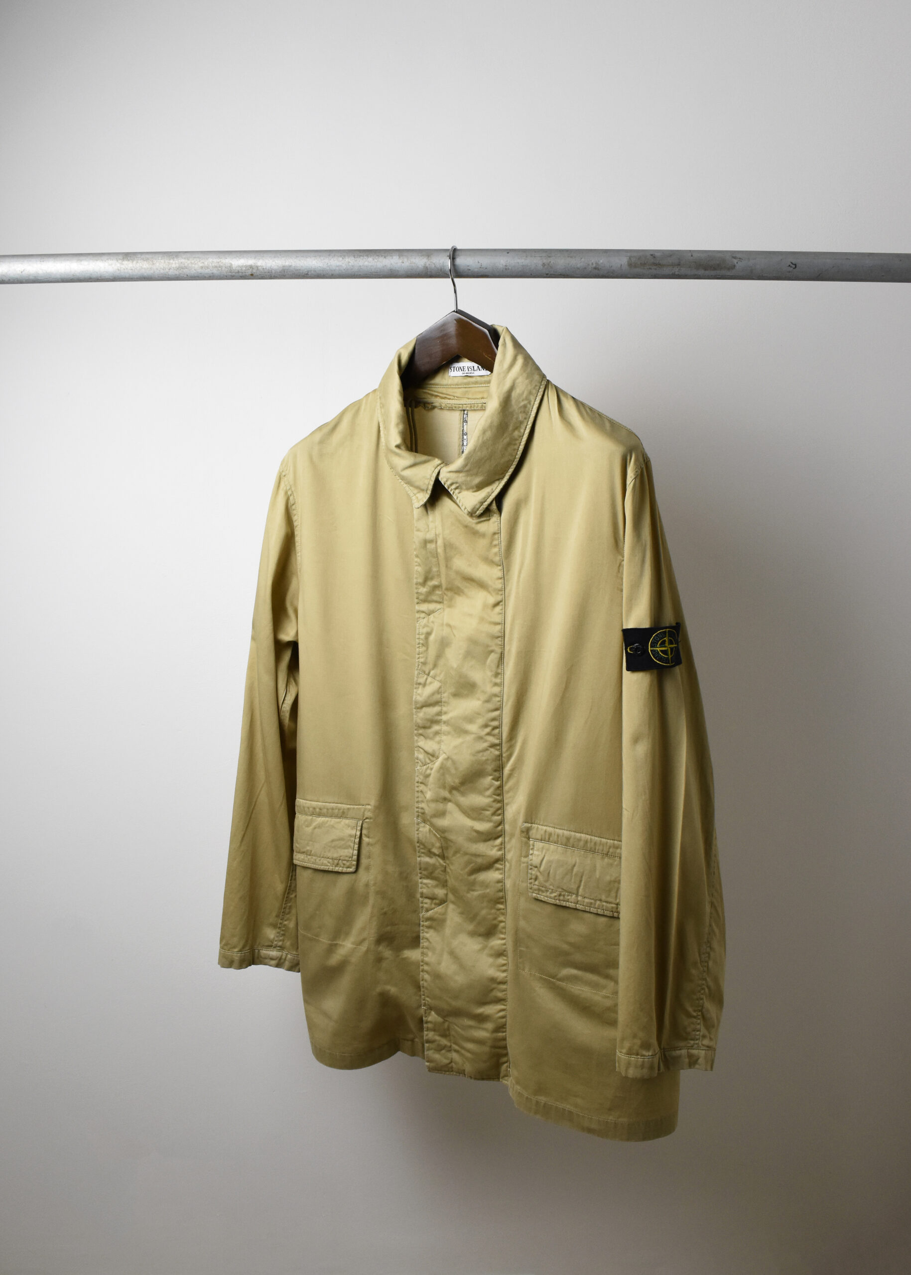AW03 STONE ISLAND RASO GOMMATO SATEEN TRENCH COAT (2XL) - Jazzy Badger