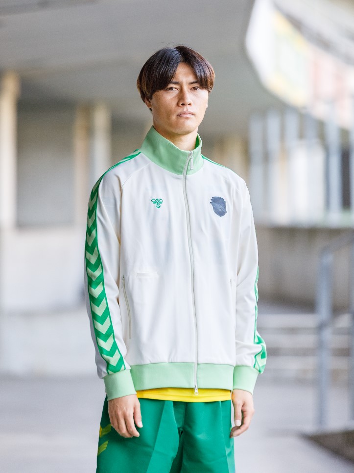 2025hummelトレーニングウェア・アンセムジャケット販売のお知らせ