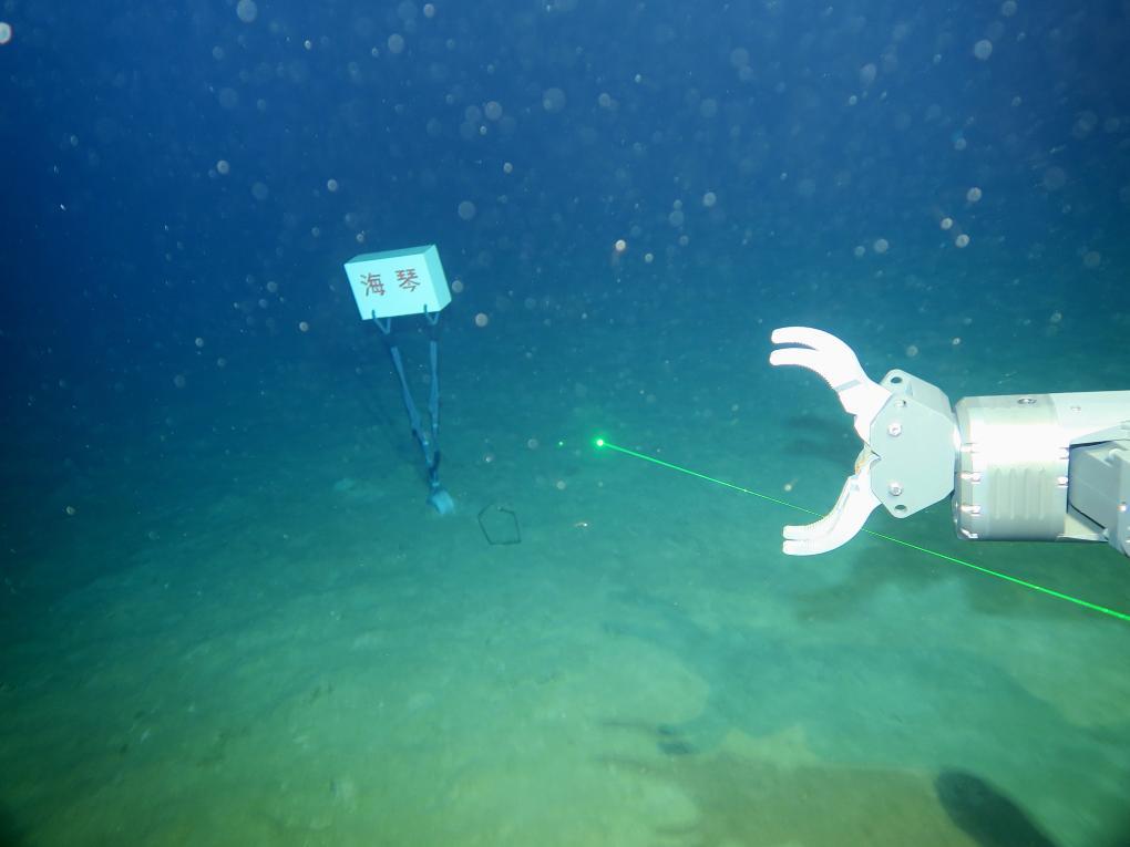 中国独自開発の6000m級深海無人遠隔操作潜水機が南中国海での海上試験