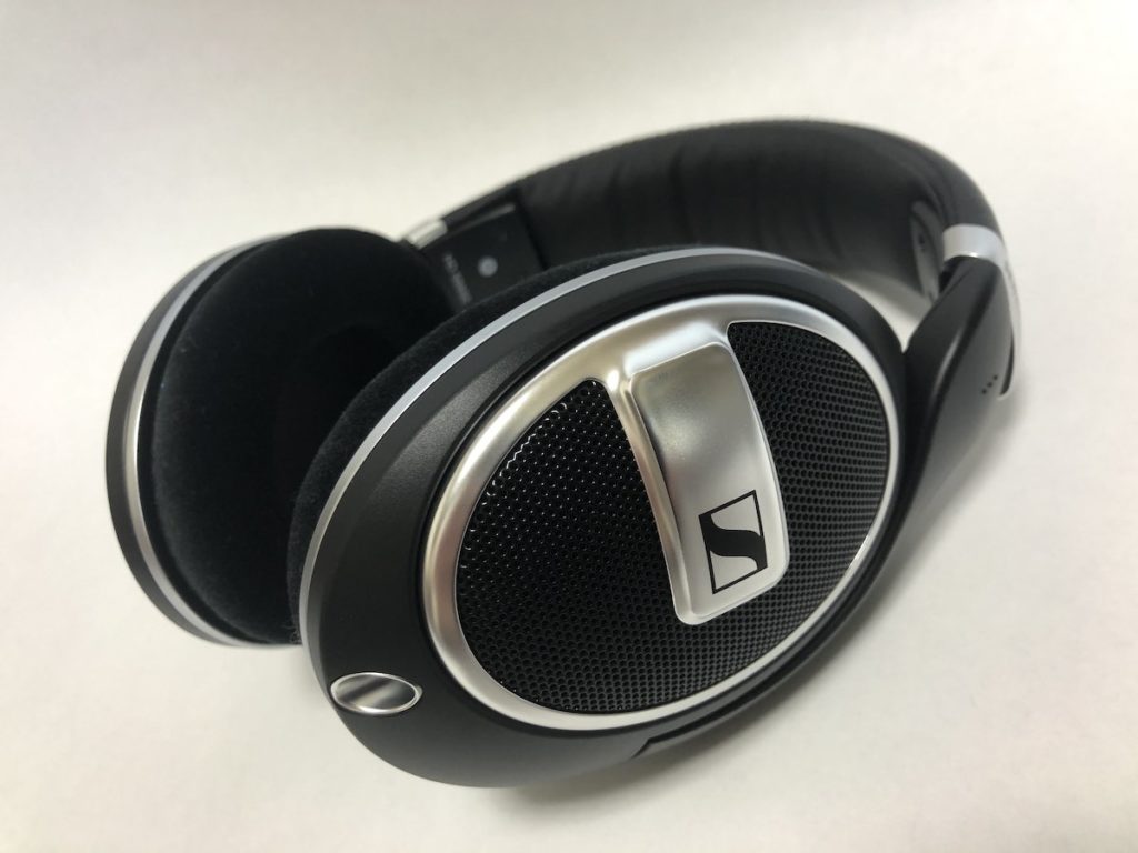 ゼンハイザー HD599 SE レビュー】Amazon限定モデルの高音質ヘッドホン