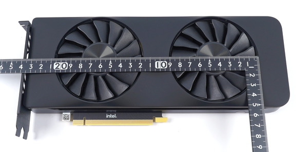 Intel Arc A750 8GB Limited Edition」をレビュー。ミドルクラスGPUで