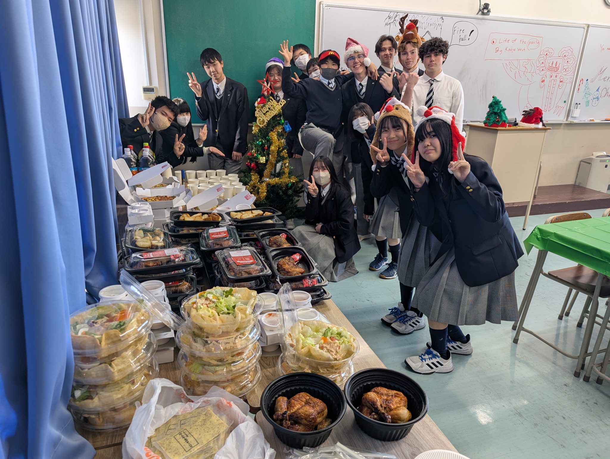 クリスマスパーティーを行いました | NEWS | 城西大学附属 城西中学