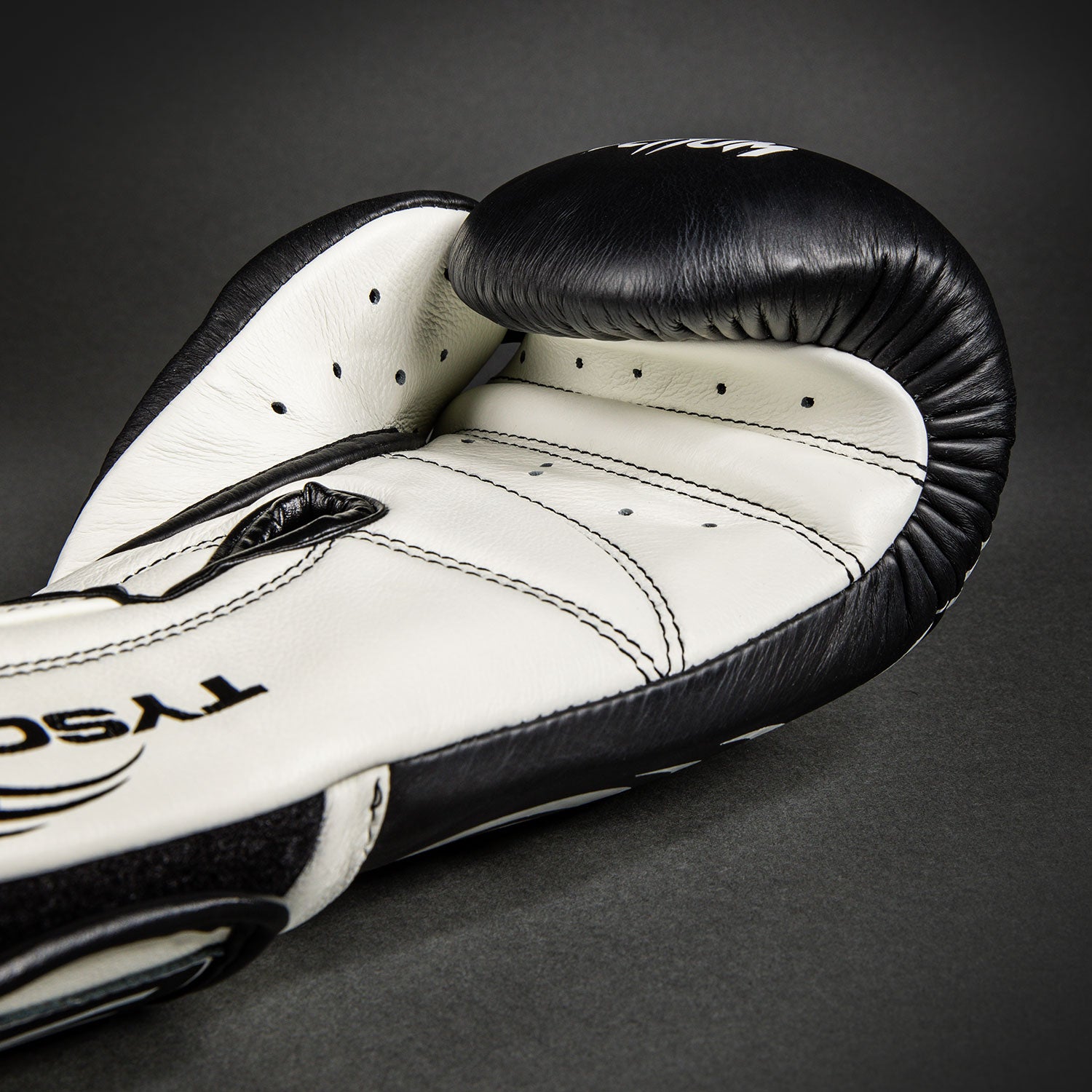 75b9c69a262440f4897559262f7542