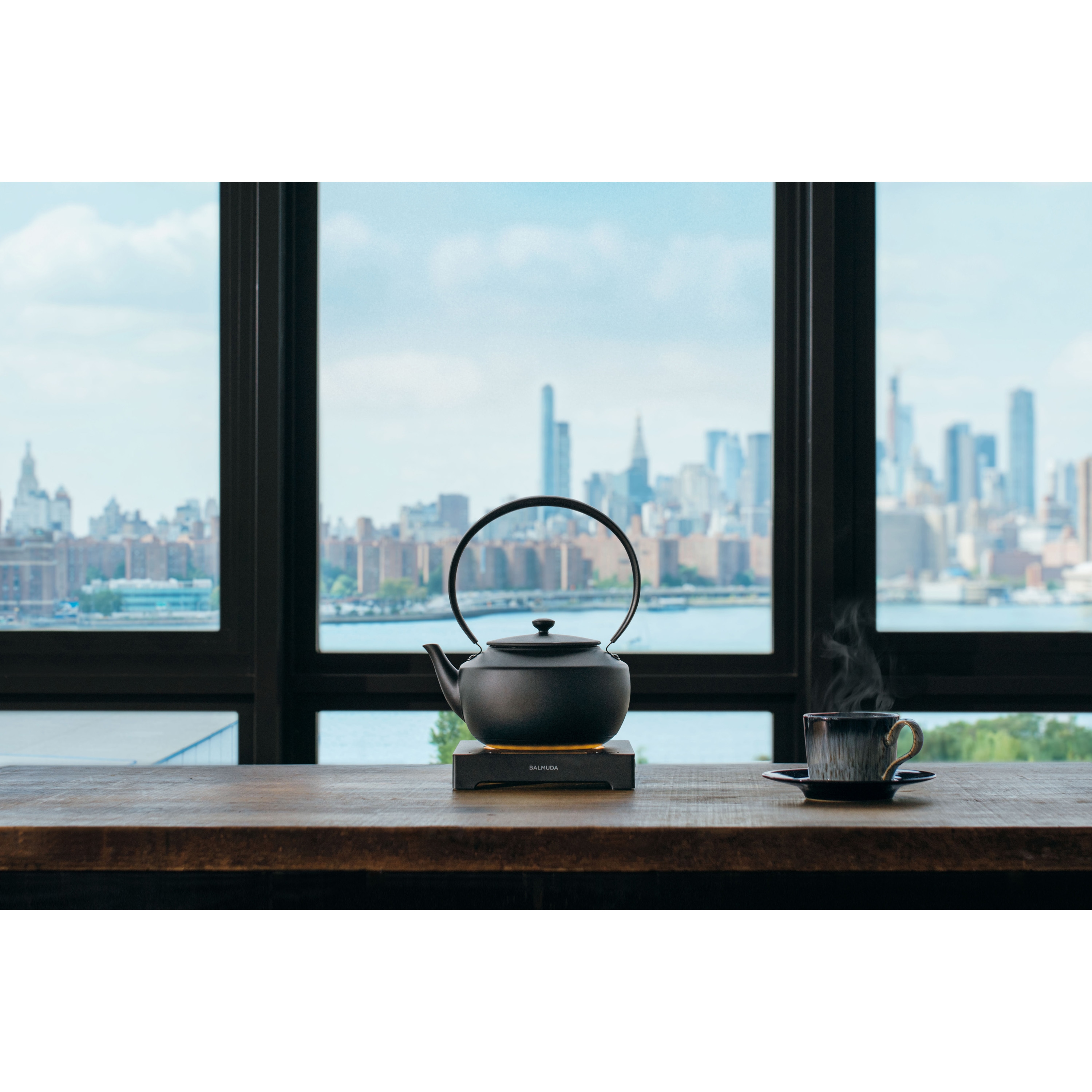 KPT02JP-BK MoonKettle 電気ケトル バルミューダ 容量最大0.9/最小0.3L