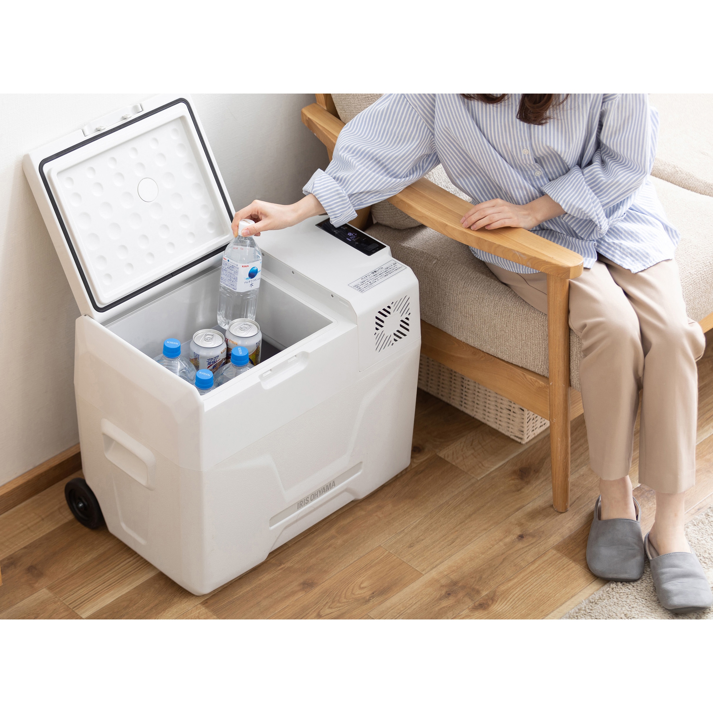 IPD-4B-W ポータブル冷蔵冷凍庫 アイリスオーヤマ 幅615mm奥行390mm高