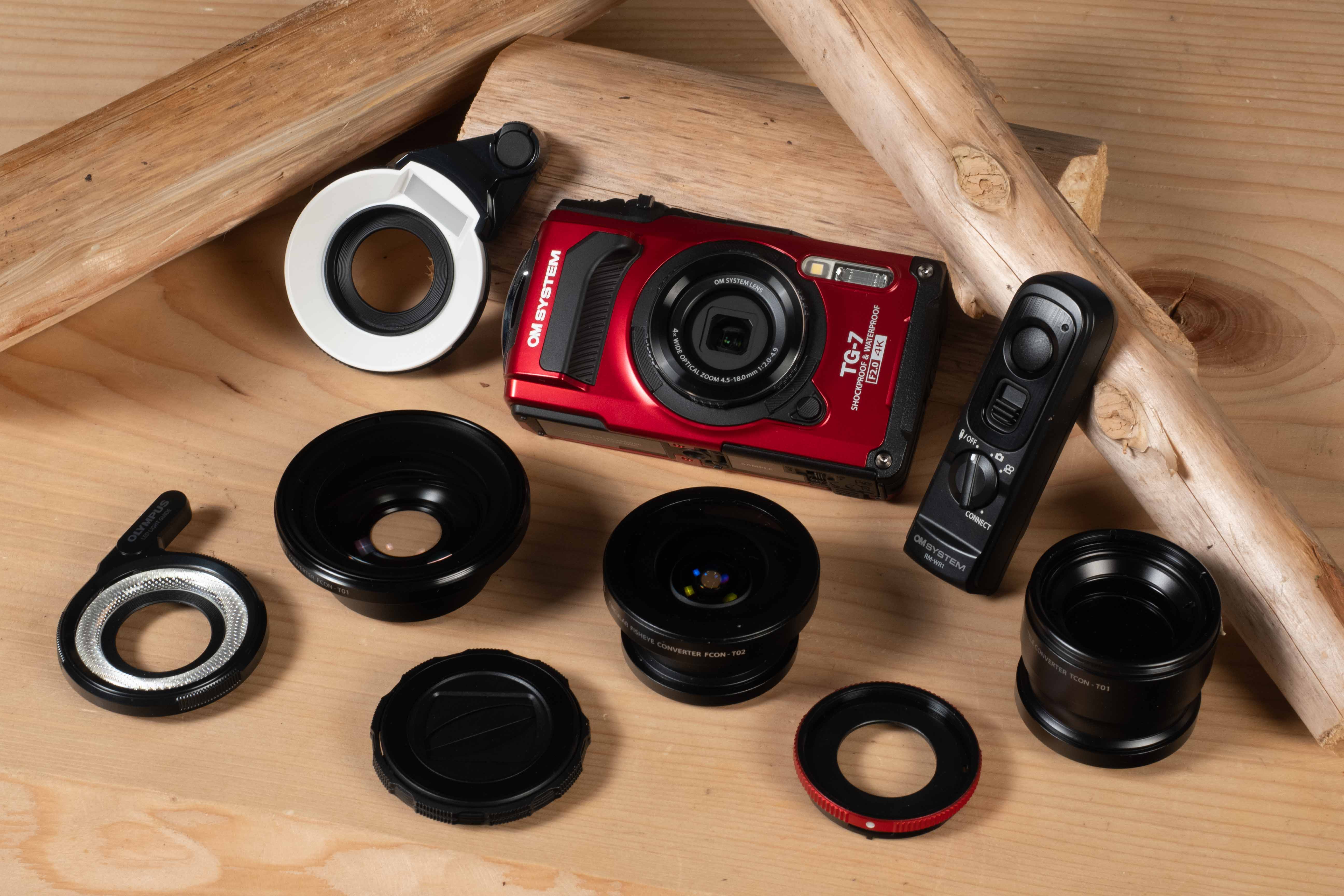 Tough TG-7 レッド(Tough TG-7 レッド): コンパクトデジタルカメラ