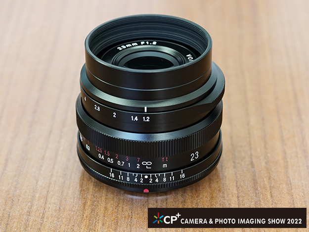 コシナ：「Voigtlander NOKTON 23mm F1.2 Aspherical（X-mount）」[CP+