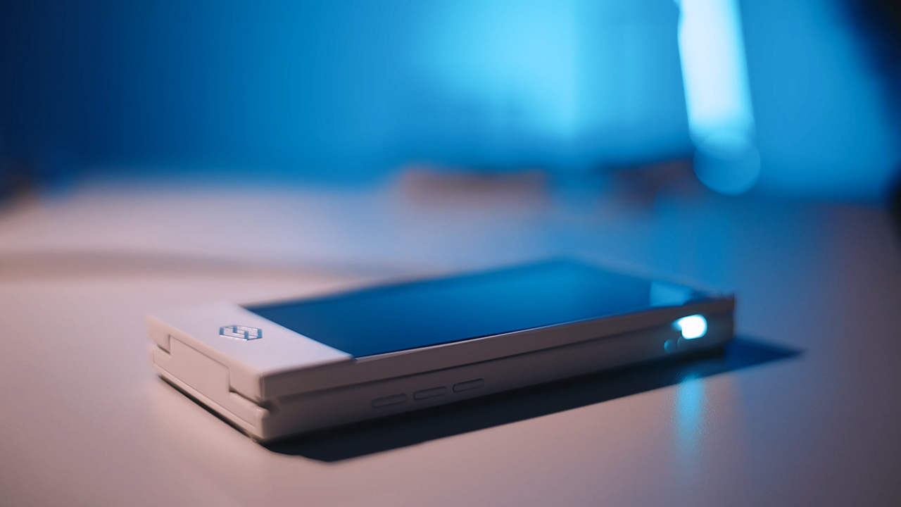 Looking Glass、初のポータブル・ホログラフィック・ディスプレイ