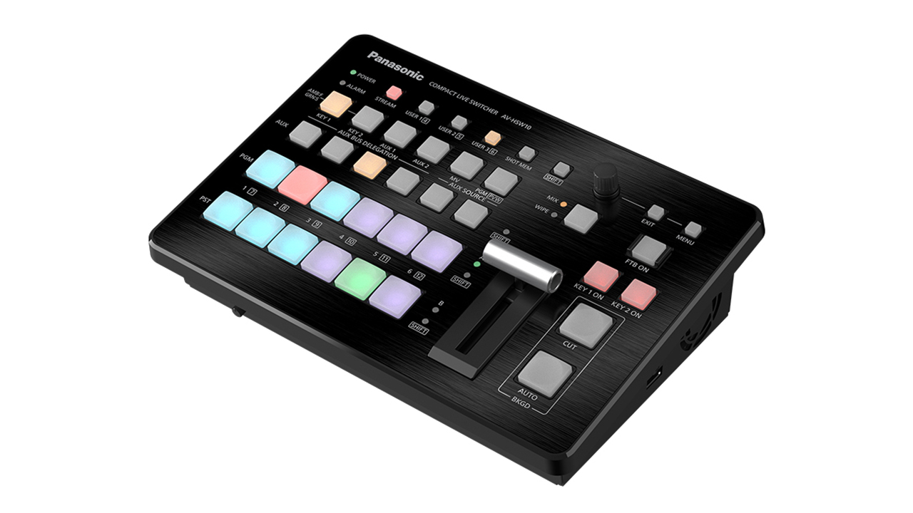 パナソニック、IP対応コンパクトライブスイッチャー「AV-HSW10」開発
