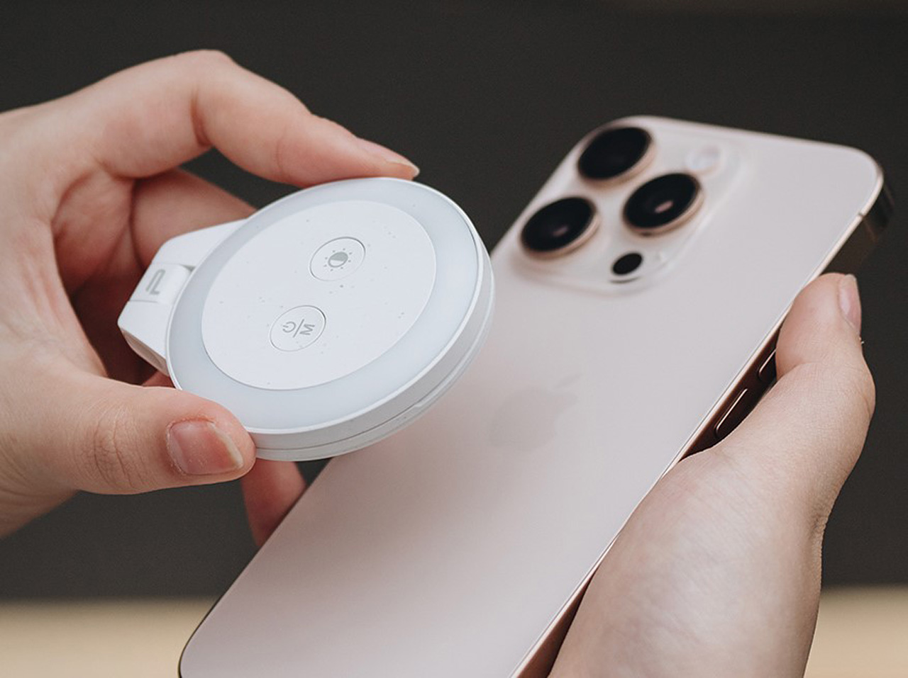 PGYTECH、「MagCam スマートフォングリップ/スマートフォン