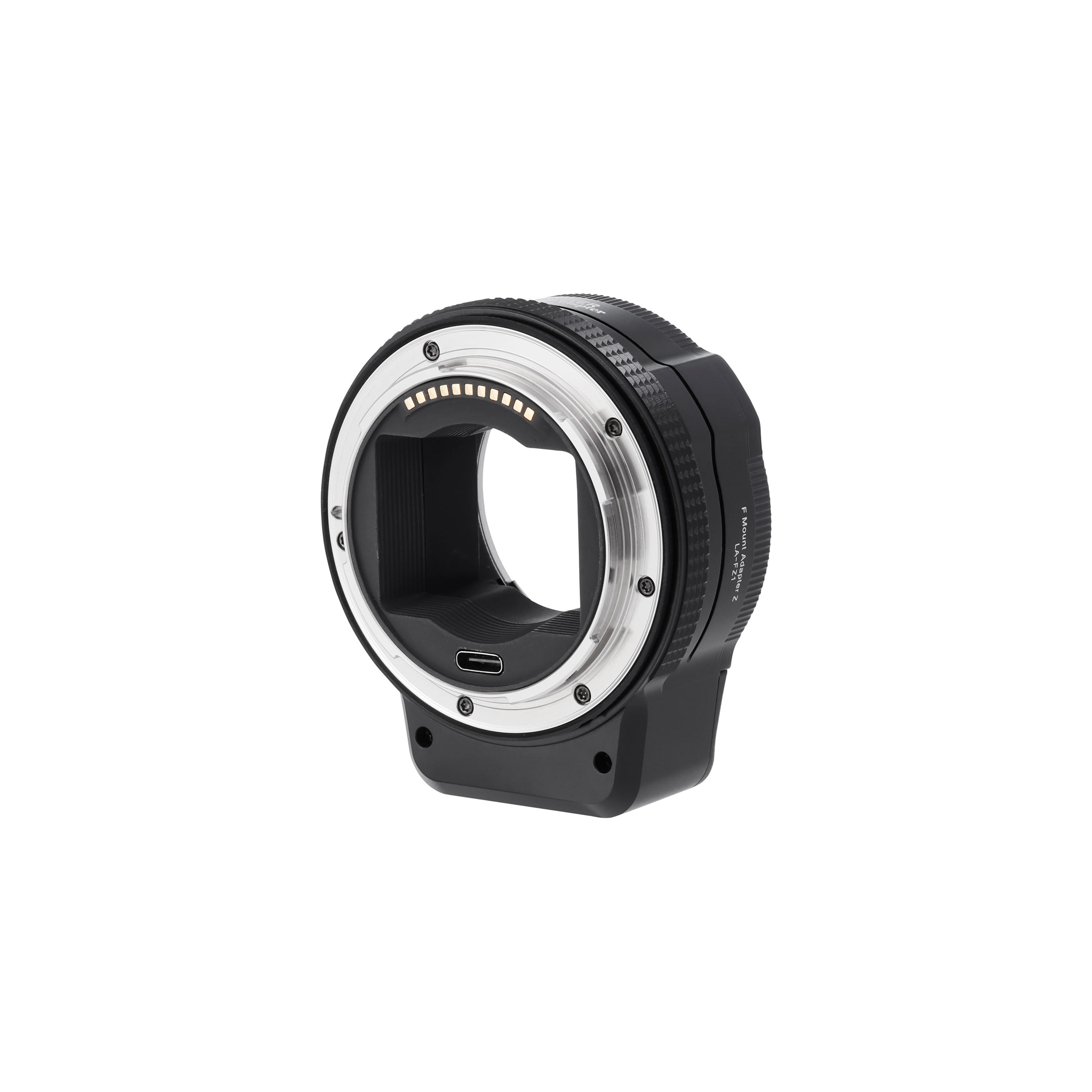 焦点工房、「CP+2025」でニコンZマウント用Fマウントアダプターなど新