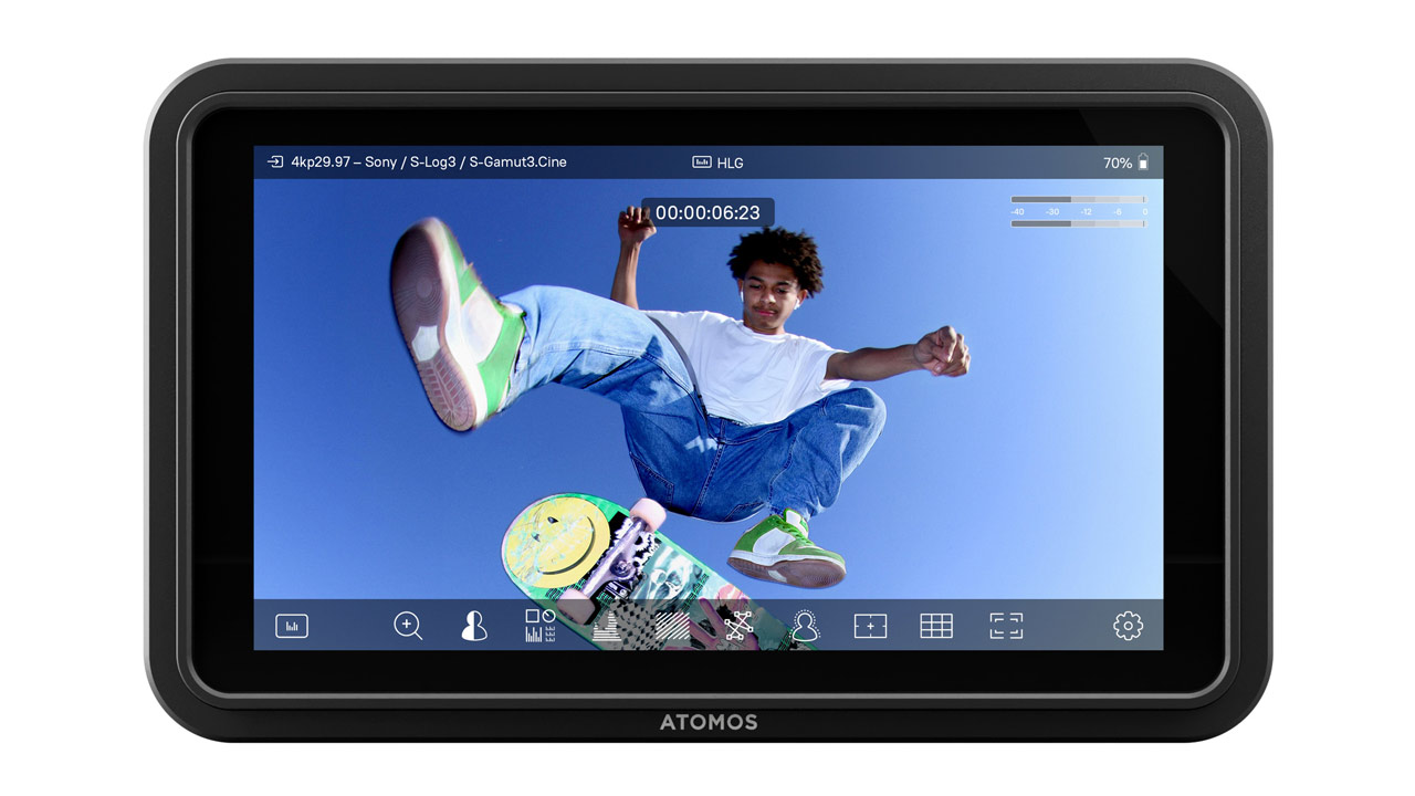 ATOMOS、「Shinobi GO」発表。スリムで軽量、高輝度な5インチ1500nit