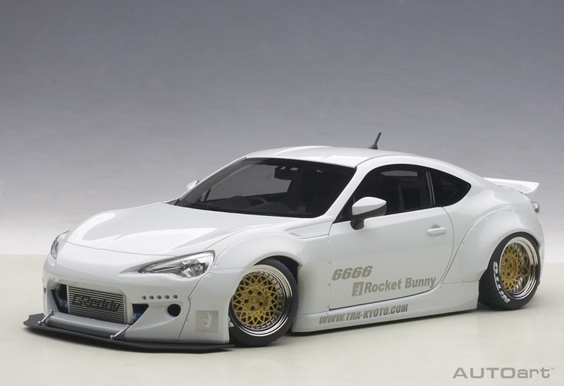 Rocket Bunny Toyota 86 (matallic white/gold wheels) (composite
